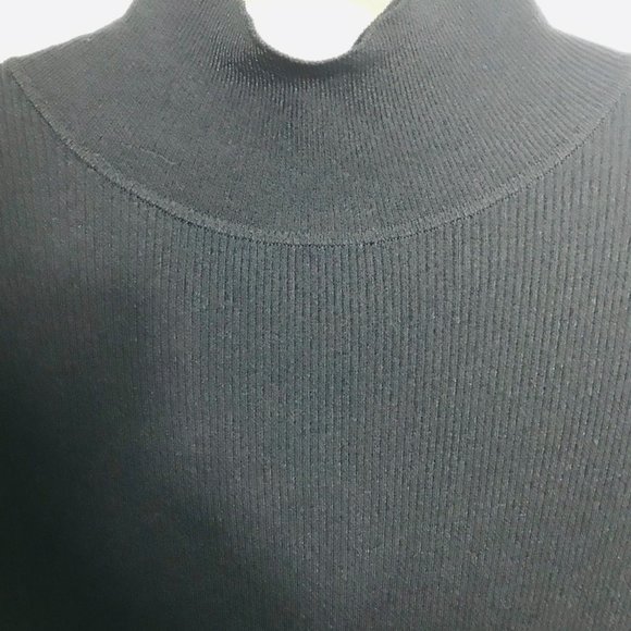 Authentic Chanel Turtleneck Sweater - Picture 2 of 7